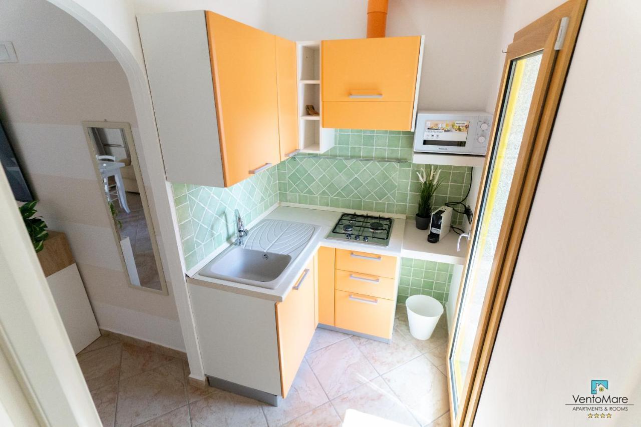 Residence Il Vento E Il Mare Палау Екстериор снимка